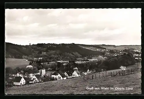 AK Wiehl im Oberb. Land, Generalansicht im Tal