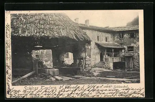 AK Taufers, auf dem Schlosshof