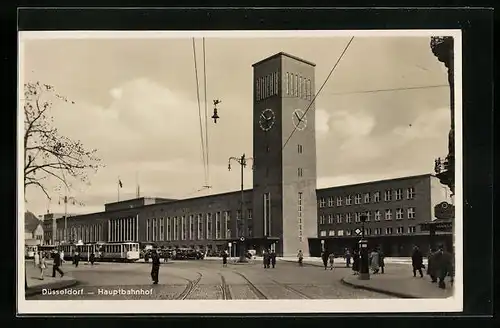 AK Düsseldorf, Strassenbahn vor dem Hauptbahnhof