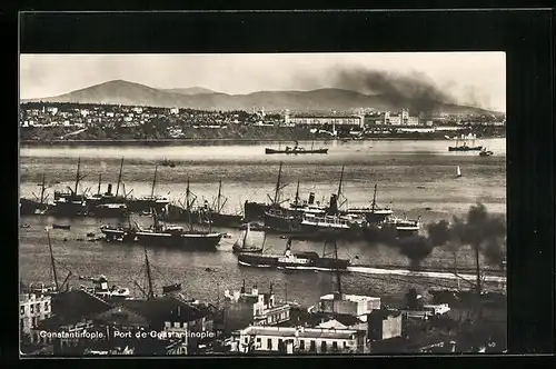 AK Constantinople, Port de Constantinople, Ships at the harbour