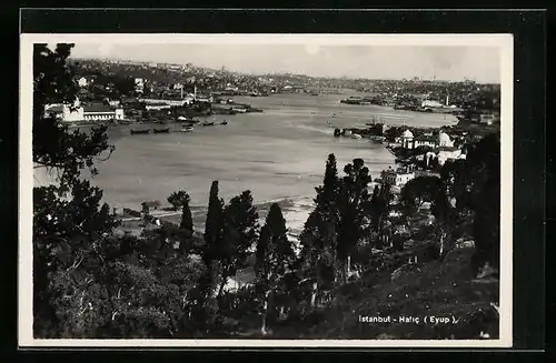 AK Istanbul, Halic, Stadttotale mit dem Bosporus