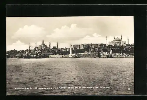 AK Constantinople, Mosquee du Sultan AHmed et de Ste. Sophie, vue prise de la mer