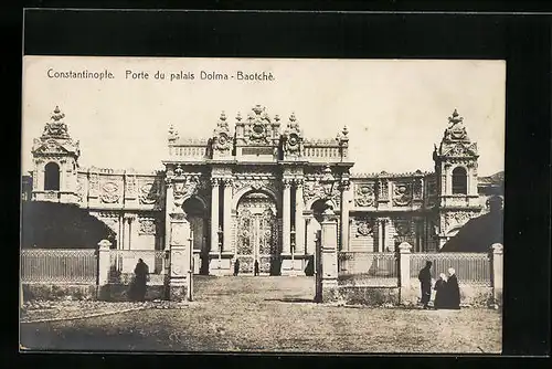 AK Constantinople, Porte du Palais Dolma - Baotche