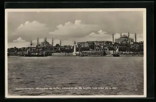AK Constantinople, Mosquees du Sultan Ahmed et de Sta. Sophie, Vue prise de la mer