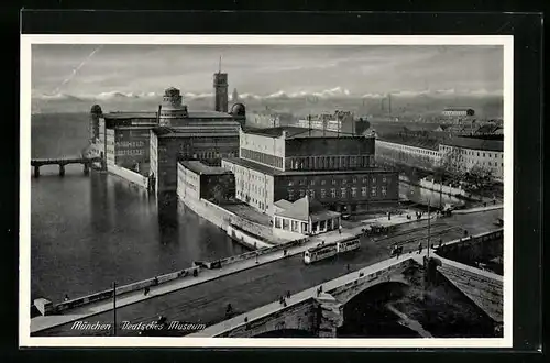 AK München, Deutsches Museum und Strassenbahn