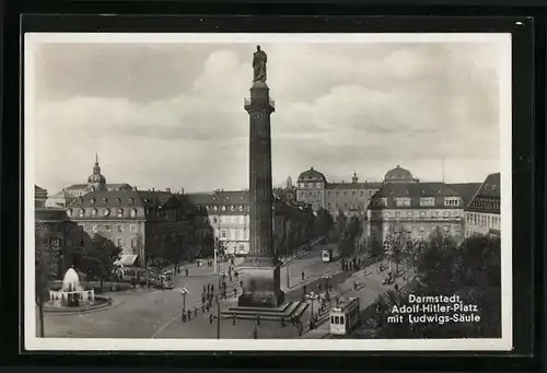 AK Darmstadt, Platz mit Ludwigs-Säule und Strassenbahn