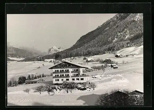 AK Kastelruth, Hotel-Pension Tyrol im Winter