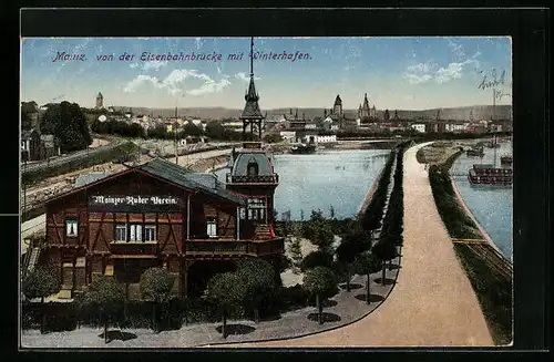 AK Mainz, Ortsansicht von der Eisenbahnbrücke gesehen, Blick zum Winterhafen