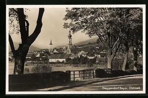 AK Deggendorf, Ortsansicht mit Kirche