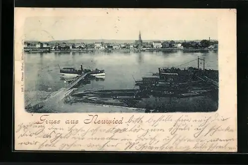 AK Neuwied, Flusspartie, Dampfer erreicht die Anlegestelle