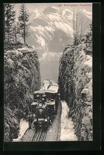 AK Brünigbahn auf der Passhöhe, Bergbahn