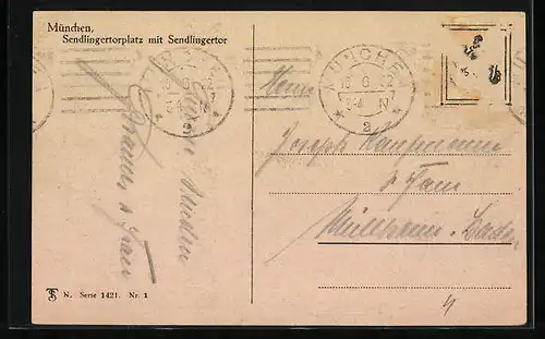 AK München, Sendlingertorplatz mit dem Sendlingertor, Passanten und Strassenbahnen