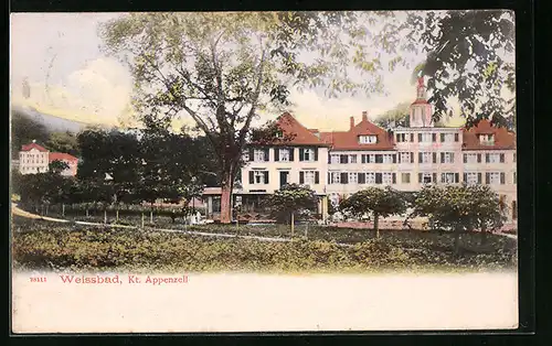 AK Weissbad, Grosses Gebäude an einem Weg