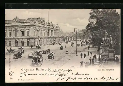 AK Berlin, Platz am Zeughaus mit Denkmal