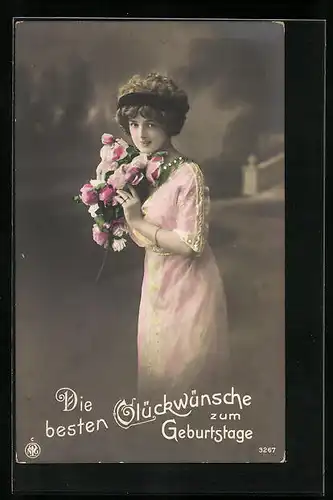 Foto-AK NPG Nr. 3267: junge Frau mit schönem Rosenstrauss