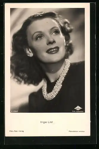 AK Schauspielerin Inge List mit funkelnder Kette