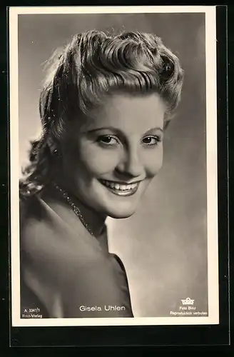 AK Schauspielerin Gisela Uhlen lächelt
