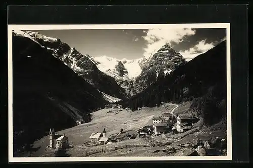 AK Trafoi, Ortsansicht mit Hotel vor Bergpanorama