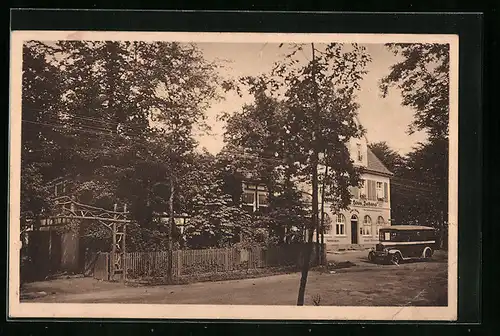 AK Barmen-Nächstebreck, Waldrestaurant Haus Juliana mit Strasse und Autobus
