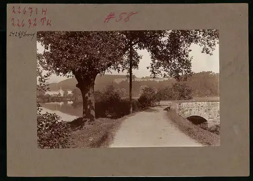 Fotografie Brück & Sohn Meissen, Ansicht Frankenberg i. Sa., Blick auf das Schloss Sachsenburg im Zschopautal