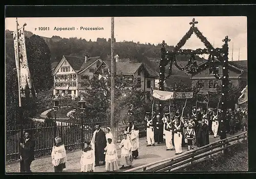 AK Appenzell, Prozession mit grossem Kreuzbogen