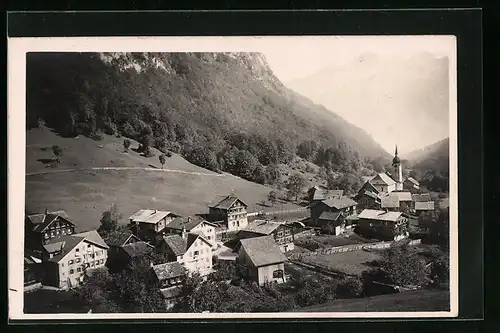 AK Isenthal, Teilansicht mit Umgebung und Kirche