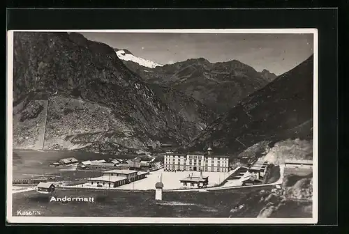 AK Andermatt, Ortspartie mit Bergen