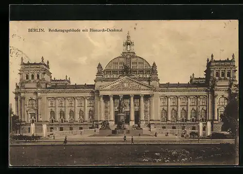 AK Berlin, Reichstagsgebäude mit Bismarck-Denkmal