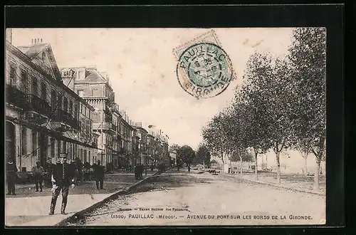 AK Pauillac, Avenue du Port sur les Bords de la Gironde