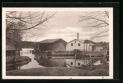AK Castelnau, L'Usine de Papeterie