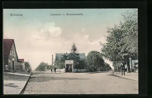 AK Schlutup, Lübecker- und Wesloerstrasse