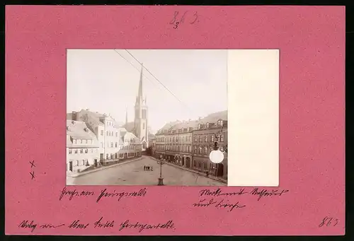 Fotografie Brück & Sohn Meissen, Ansicht Geringswalde, Blick auf den Markt mit Rathaus und Kirche