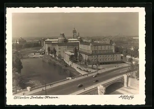 AK München, Partie am Deutschen Museum aus der Vogelschau