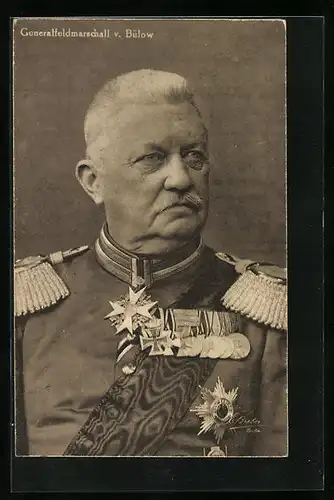 AK Portrait Heerführer Generalfeldmarschall von Bülow in Uniform mit Epauletten