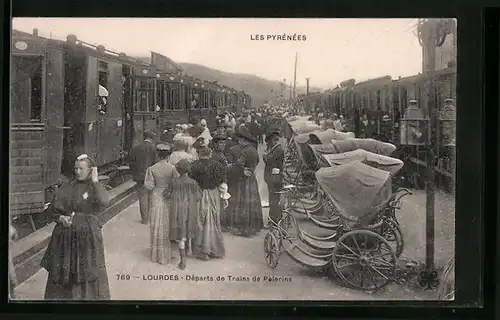 AK Lourdes, Departs de Trains de Pèlerins