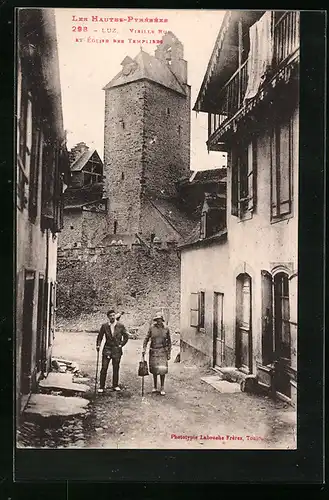 AK Luz, Vieille Rue et Église des Templiers