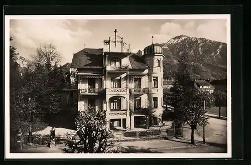 AK Bad Reichenhall, Hotel-Pension Villa Laxenburg, Maximilianstrasse 8 Ecke Weissstrasse