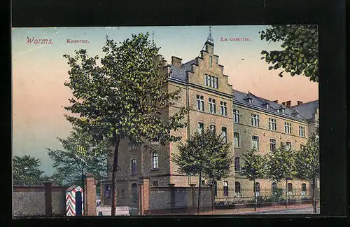 AK Worms, Strassenpartie mit Kaserne