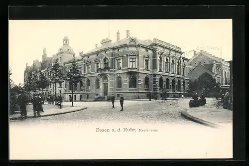 AK Essen a. d. Ruhr, Strassenpartie mit Kreishaus