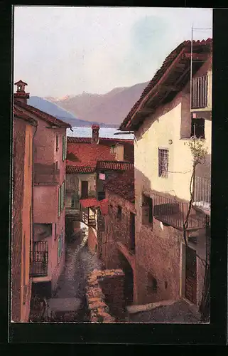 AK San Nazzaro, Teilansicht mit kleiner Gasse