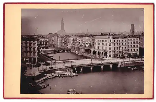Fotografie unbekannter Fotograf, Ansicht Hamburg, Brücke am Jungfernstieg mit Alster-Arkaden, Hotel St. Petersburg