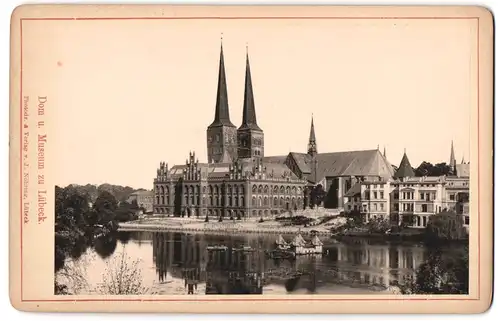 Fotografie J. Nöhring, Lübeck, Ansicht Lübeck, Ortspartie mit Dom und Museum