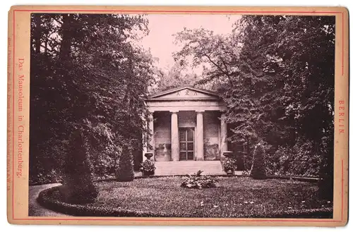 Fotografie Rob. Prager, Berlin, Ansicht Berlin, Das Mausoleum in Charlottenburg