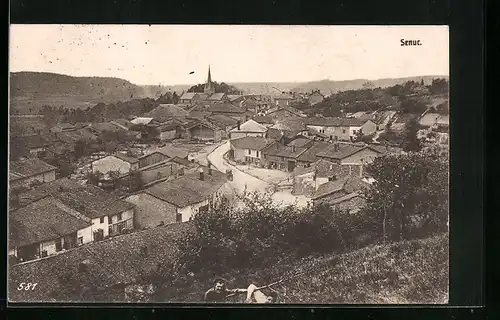 AK Senuc, Vue Générale