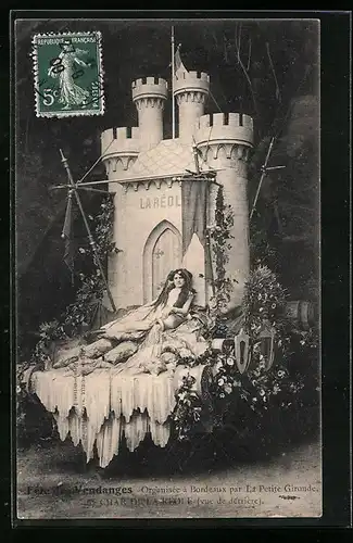 AK Bordeaux, Fete des Vendanges, Char de la Réole