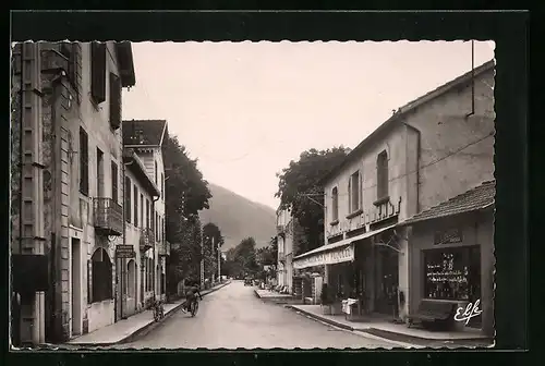 AK Loures-Barousse, Interieur de la Ville - Cote Luchon