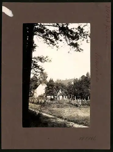 Fotografie Brück & Sohn Meissen, Ansicht Weinböhla, Blick aus dem Wald auf die Mistschänke