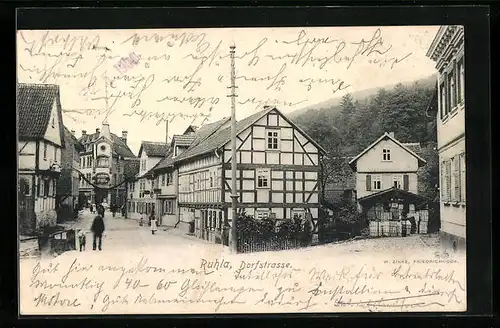 AK Ruhla, Dorfstrasse mit Fachwerkhäusern