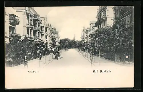 AK Bad Nauheim, Passanten in der Mühlstrasse