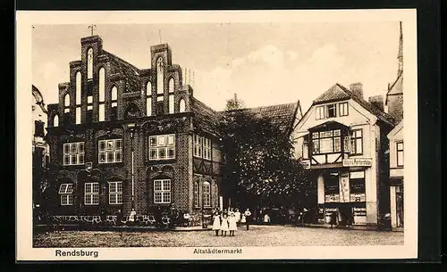 AK Rendsburg, Passanten am Altstädtermarkt